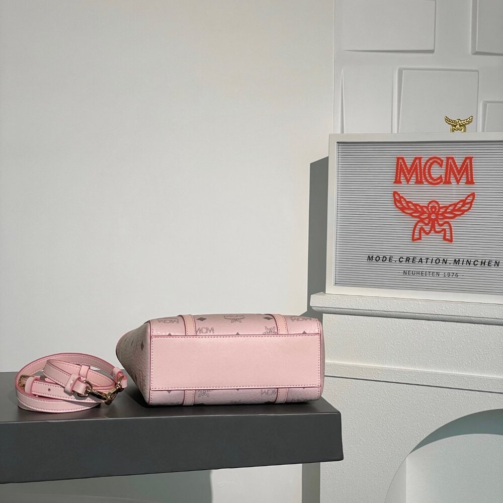 MCM shoulder bag/crossbody bag, pink with all-over monogram print. - Picture 9 of 9